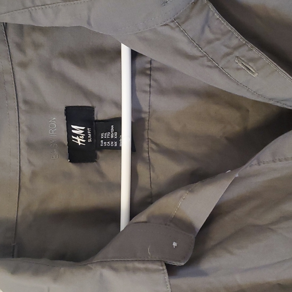 H&M button up - Picture 2 of 3